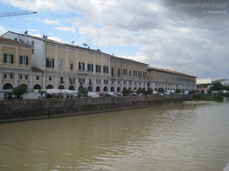 Fiera di Sant'Agostino 2013 - veduta dei Portici Ercolani
