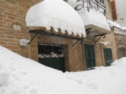 Case di Arcevia sotto il nevone
