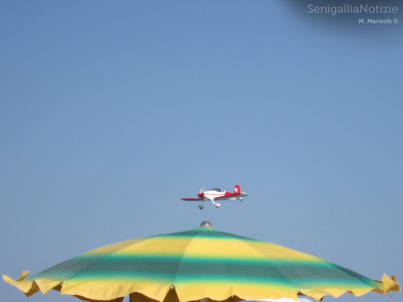 Il Senigallia Air Show davanti alla spiaggia