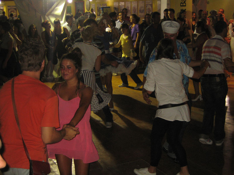 Si balla all'Unicredit Stage