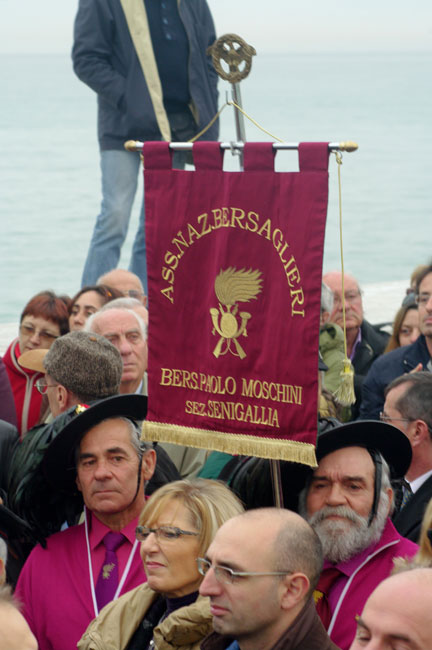 L'Associazione nazionale Bersaglieri - sezione di Senigallia - all'inaugurazione del porto di Senigallia