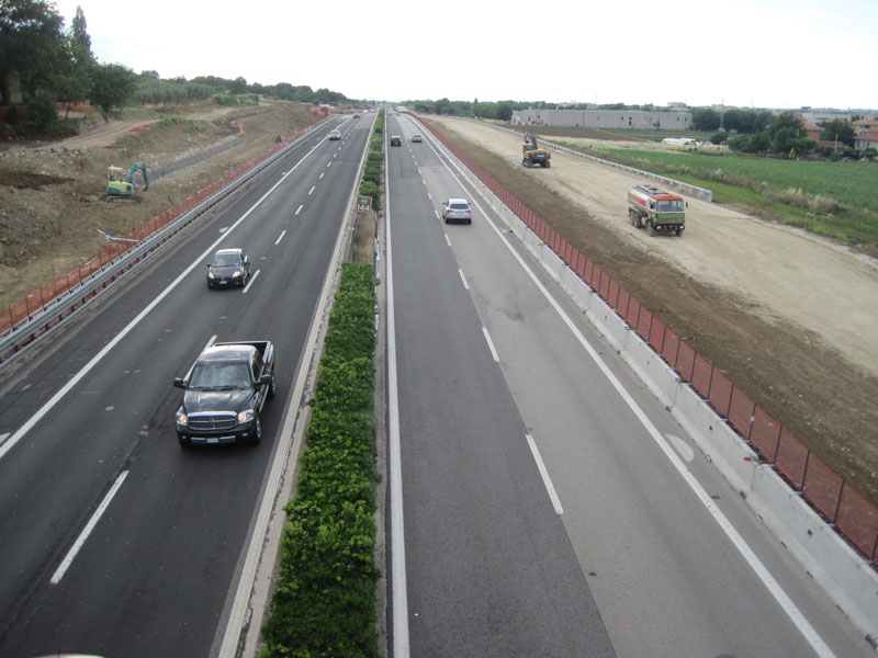 Dal cavalcavia di via Belardinelli, guardando verso nord
