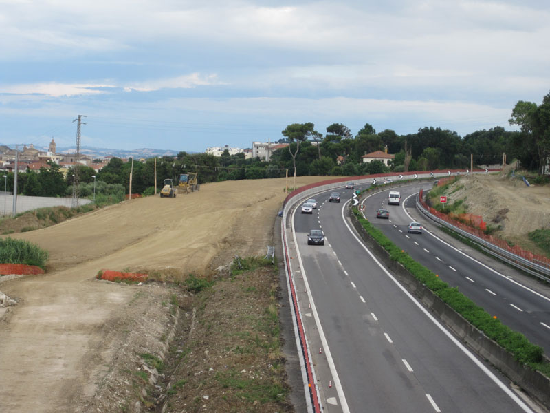 Dal cavalcavia di via Belardinelli, guardando verso sud