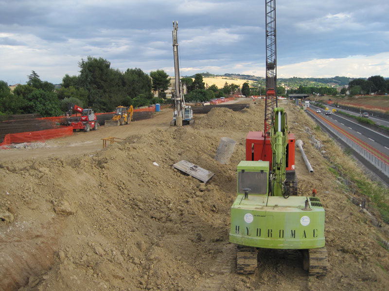 Dal cavalcavia di via Camposanto Vecchio, guardando verso sud
