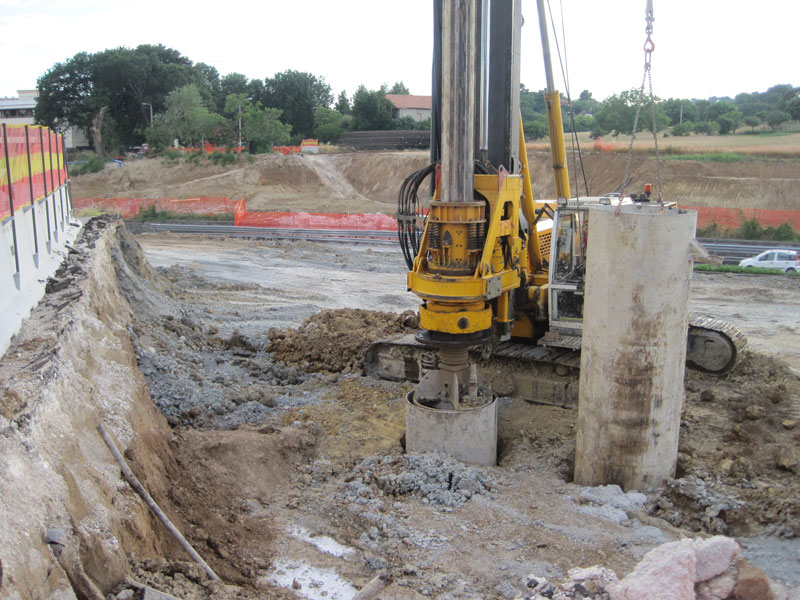 Qui correva il cavalcavia di via Cupetta, ora da ricostruire