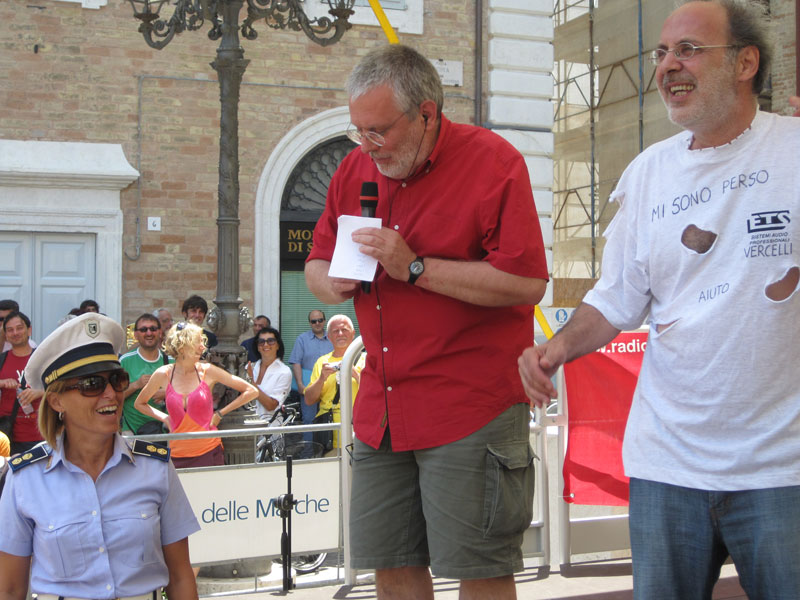 Macrì riportato da una vigilessa di Senigallia