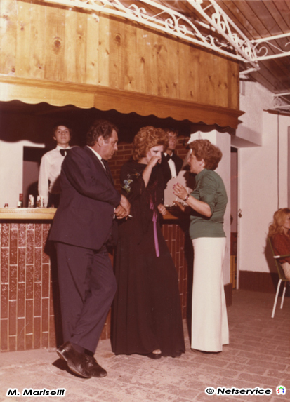 Massimo Mariselli, Carraro, Iva Zanicchi e moglie di Carraro al Covo Nord Est Dancing nel '73 circa