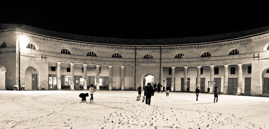 Foro Annonario sotto la neve - Foto di Elena Mengaroni
