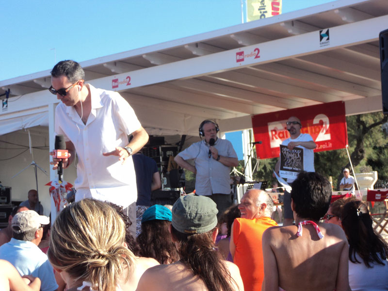 Solibello in mezzo al pubblico