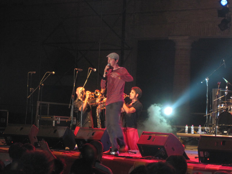 Figli di Madre Ignota in concerto al Foro Annonario