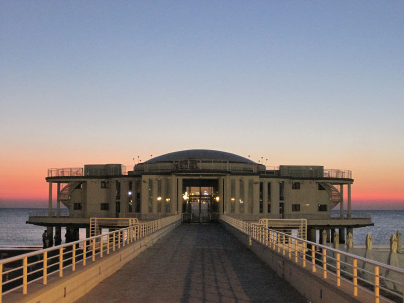 I chiarori dell'alba hanno sancito la fine della Notte della Rotonda