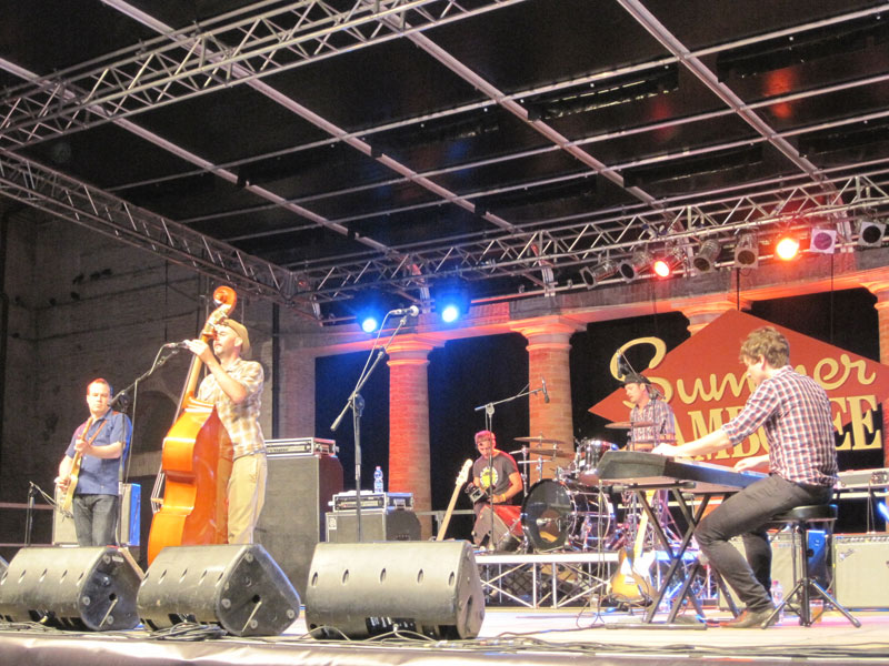 The Smokestack Lightnin' in concerto