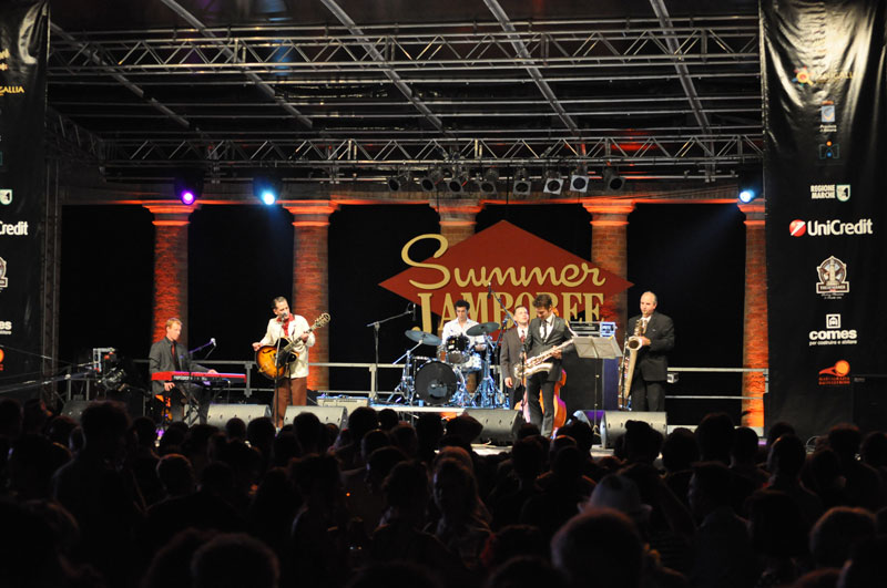 Nico Duportal & the Rhythm Dudes al Summer Jamboree 2011