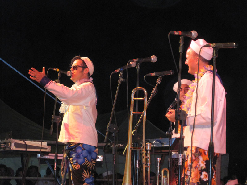 I Blues Willies al Big Hawaiian Party 2011