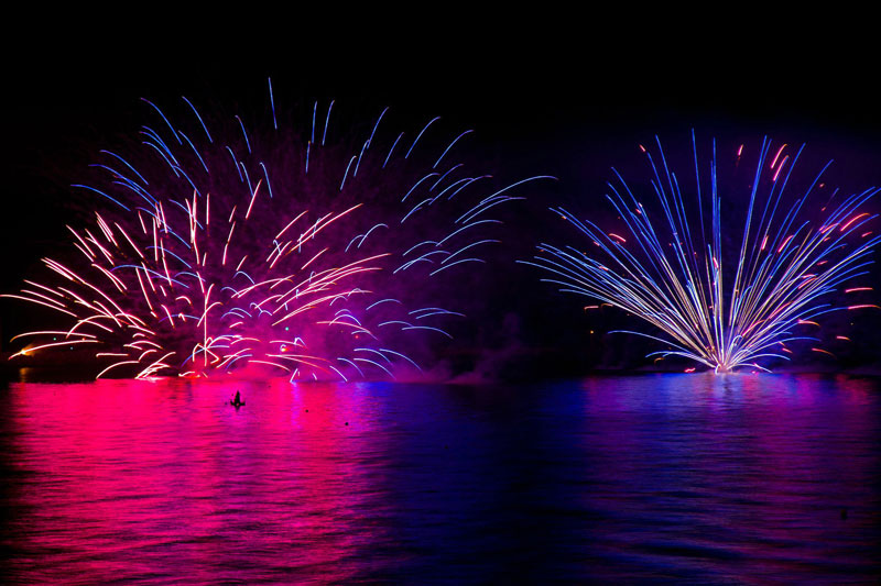 Fuochi d'artificio visti dalla Rotonda a Mare