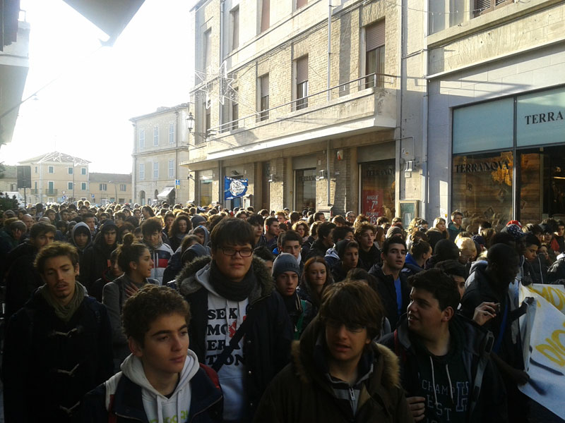 Lungo corso 2 Giugno