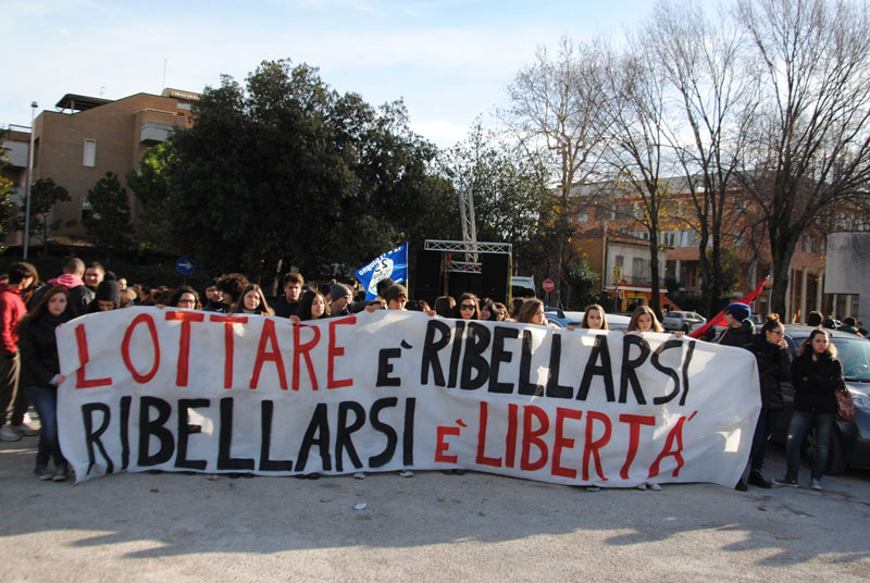 Corteo studentesco a Senigallia