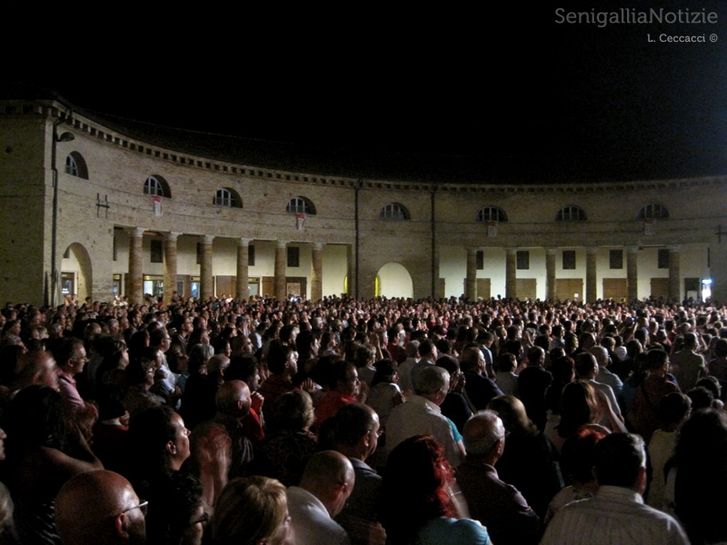 25/06/2013 - Foro Annonario pieno per Paolo Belli al CaterRaduno 2013