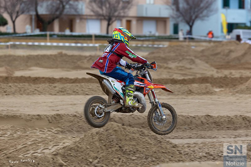 11/06/2019 - Moto in spiaggia