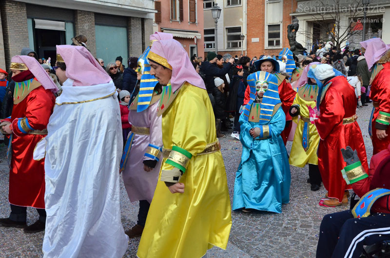 La sfilata del Martedì Grasso a Senigallia