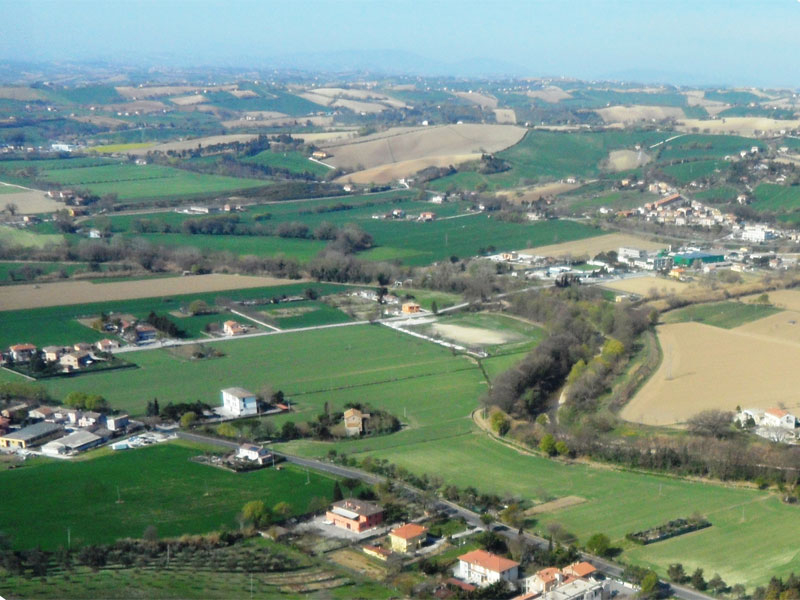 Foto aerea del Misa nell'entroterra