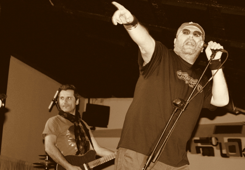 I Kurnalcool sul palco del Mamamia di Senigallia