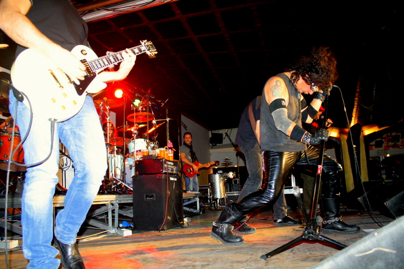 Concerto dei Kurnalcool al Mamamia di Senigallia