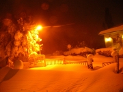 Neve a Ripe in notturna