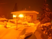 Neve a Ripe in notturna