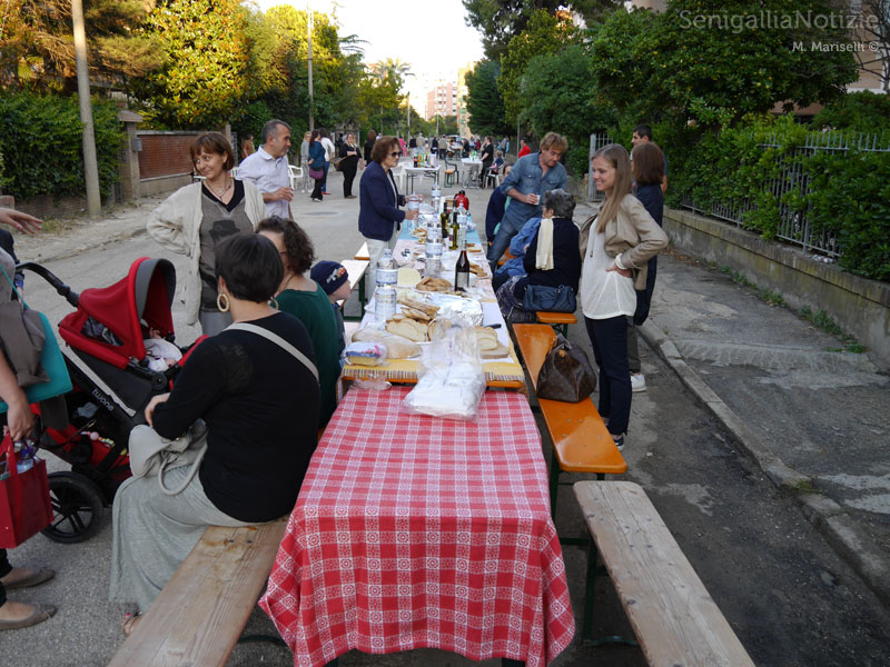 Cena in strada a Senigallia: La Sfangata