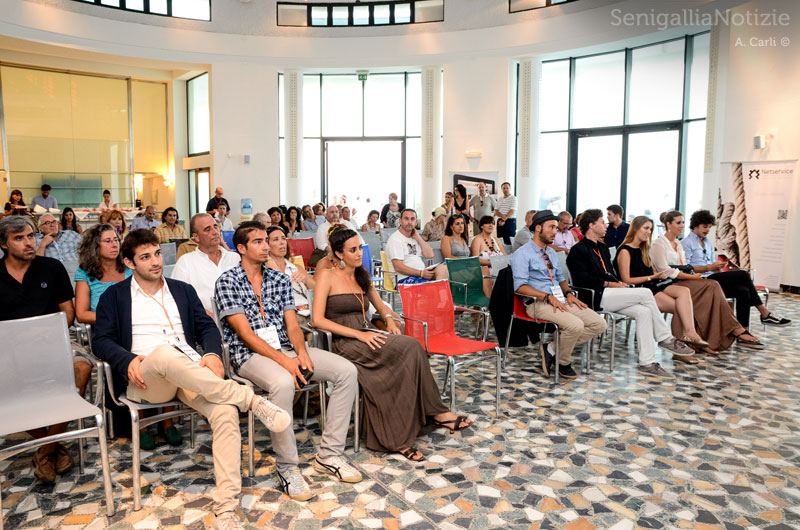 Il pubblico alla Rotonda per Legg10nline