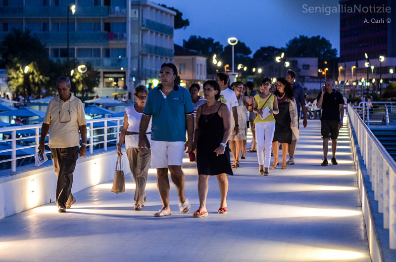 L'ingresso alla Rotonda a Mare durante Legg10nline