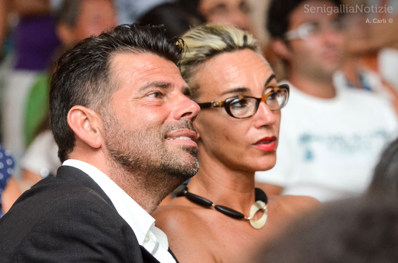 Il Sindaco Maurizio Mangialardi e la signora Valeria Satolli