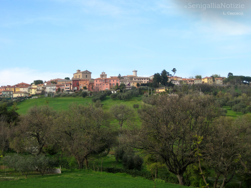 26/05/2013 - Veduta di Scapezzano