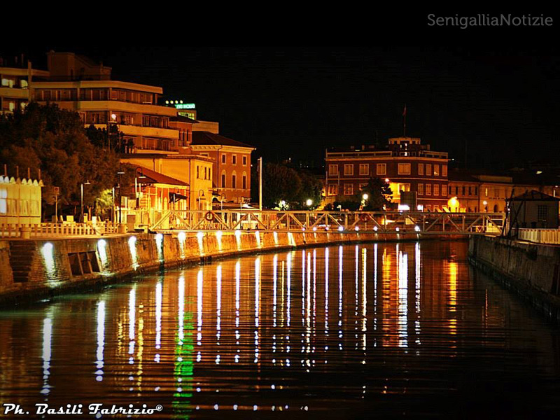 15/05/2014 - Luci sul fiume Misa