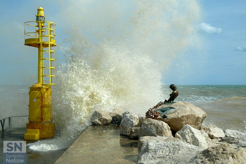 06/05/2016 - Mare da levante