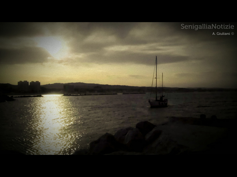 23/03/2012 - Barca a vela