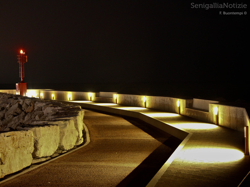 17/03/2013 - Passeggiata notturna al porto