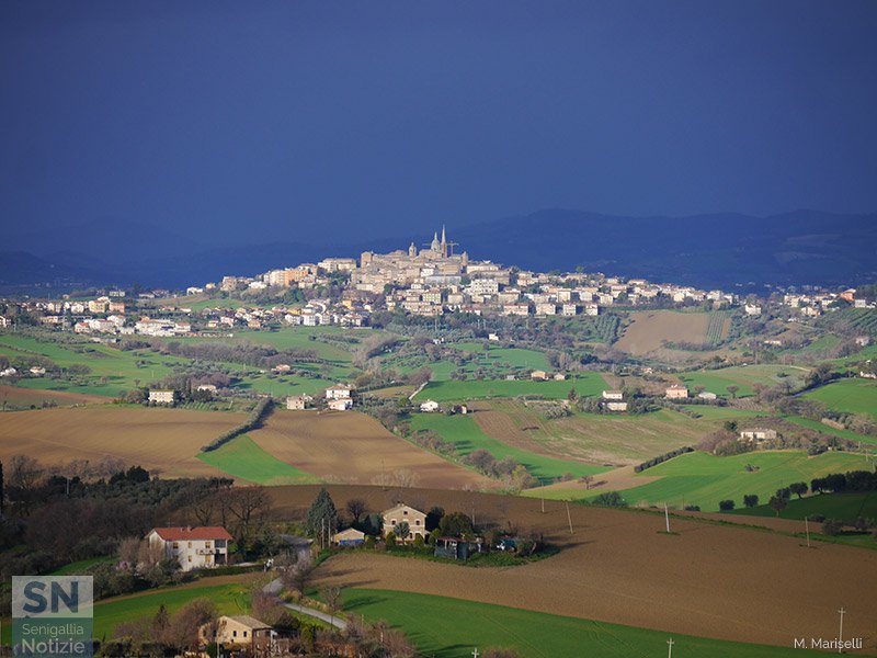 11/03/2016 - Come un quadro: Ostra Vetere