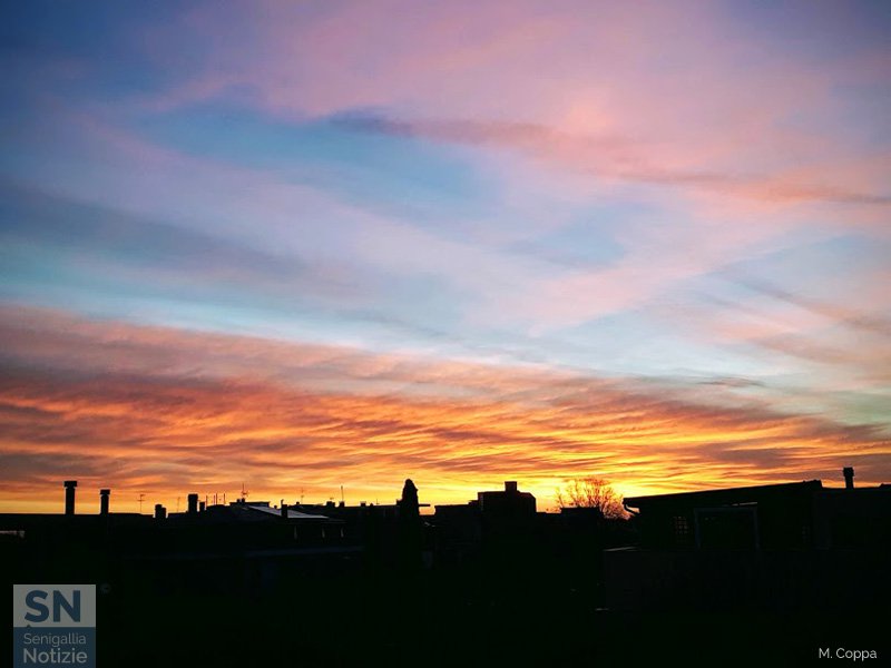 03/03/2020 - Tramonto di tutti i colori