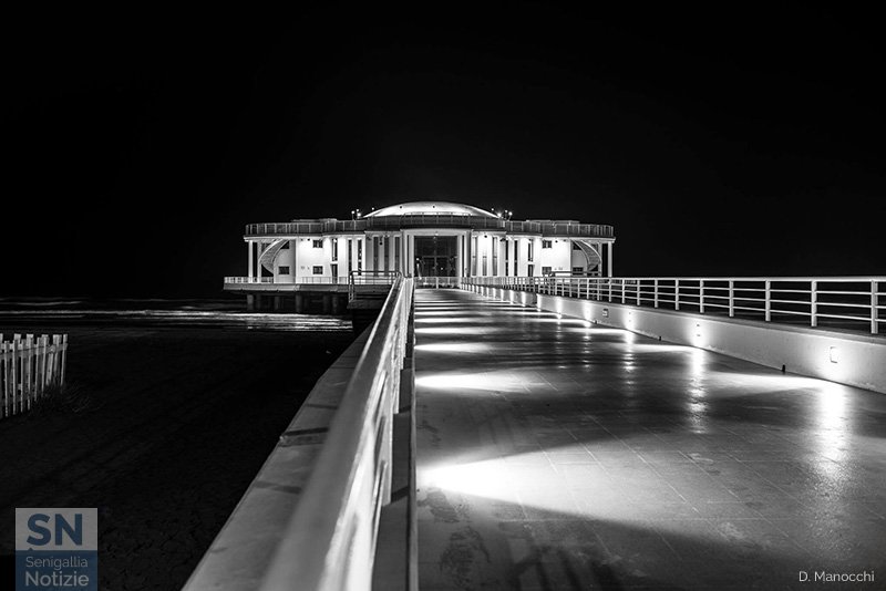 27/03/2020 - Sola al buio