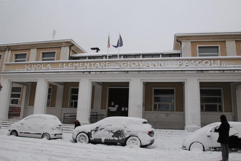 Scuola Pascoli da via Chiostergi