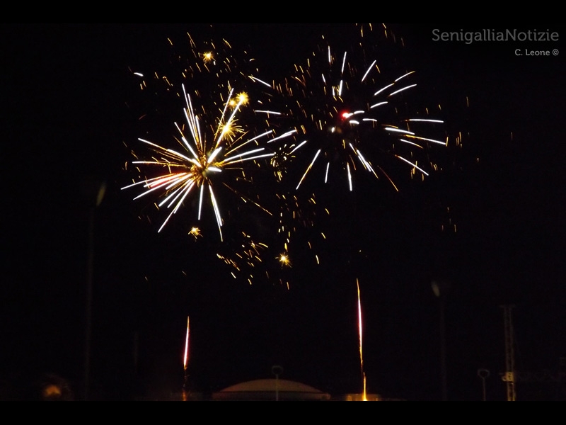 Spettacolo pirotecnico dalla Rotonda di Senigallia