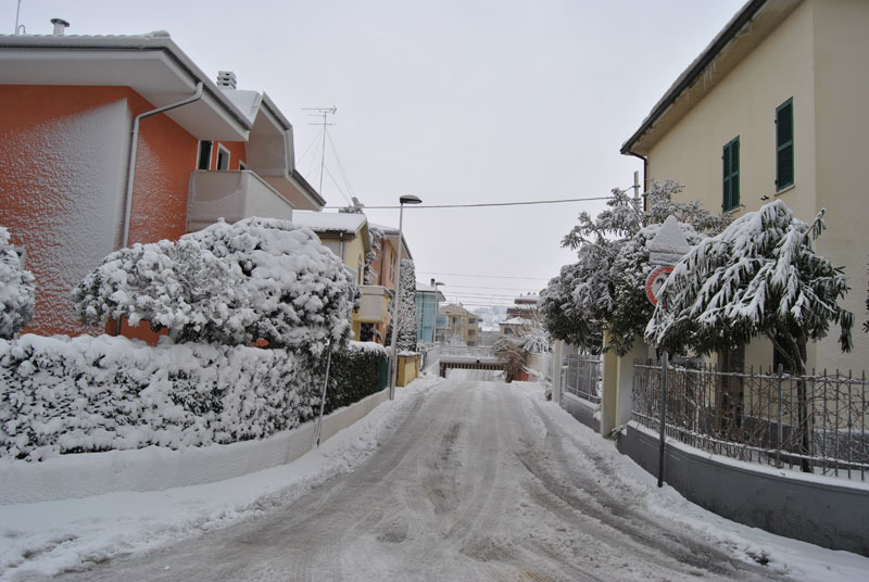 Sottopassaggio verso la Statale 16