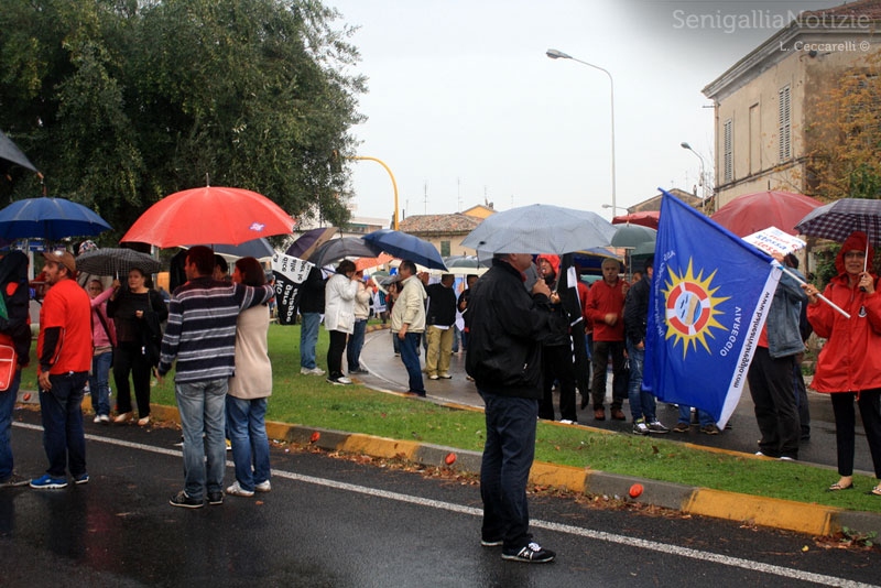 Bagnini manifestanti dell'Onda Rossa