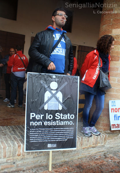 Bagnini manifestanti dell'Onda Rossa