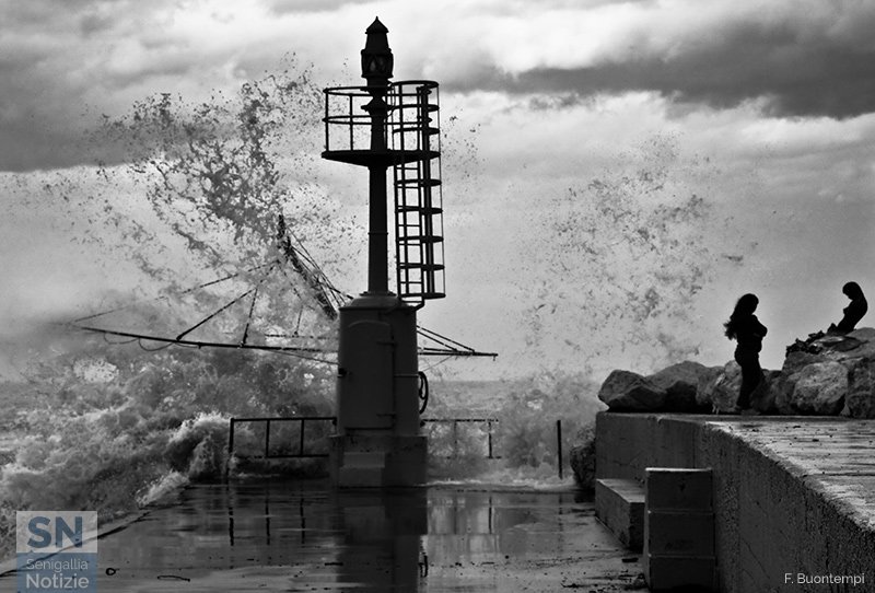 02/10/2015 - Mare mosso