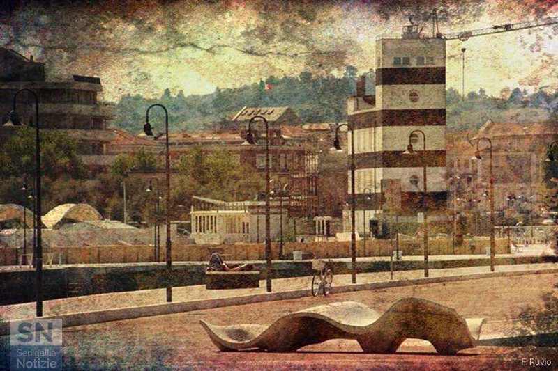 08/10/2015 - Il molo di oggi in versione retrò