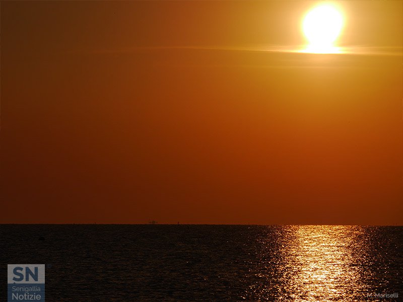 15/10/2015 - Alba rossa