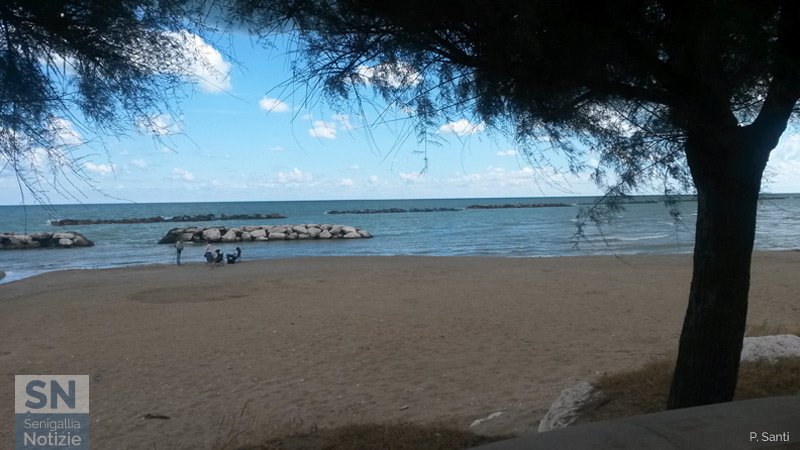 24/10/2015 - In spiaggia a Cesano